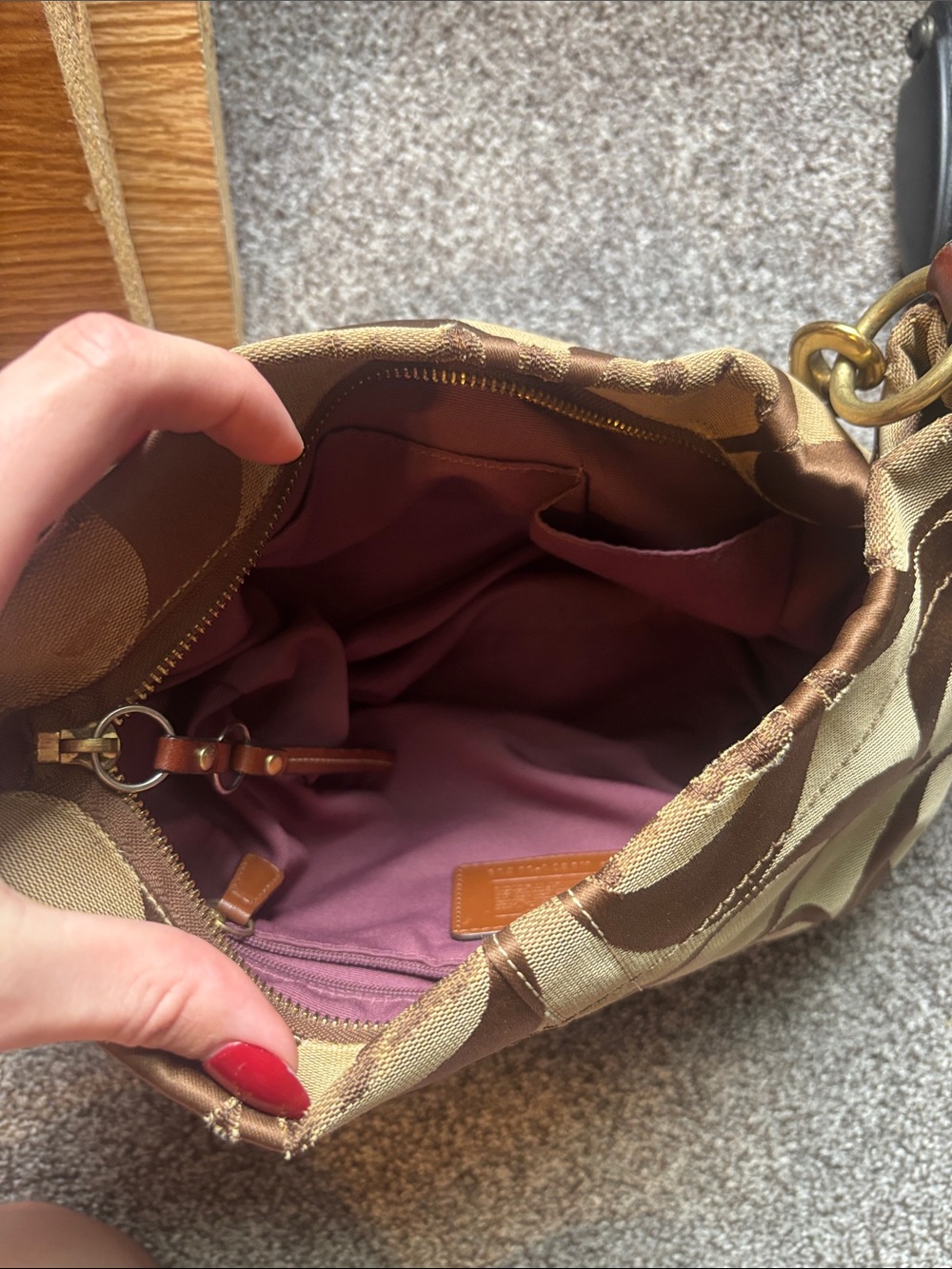 Coach Brown Signature Canvas Shoulder Bag with Matching Wallet - Picture 3 of 9